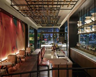 Mövenpick Hotel Melbourne On Spencer - Melbourne - Bar