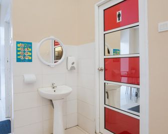 Bangi Business Hotel - Putrajaya - Bathroom