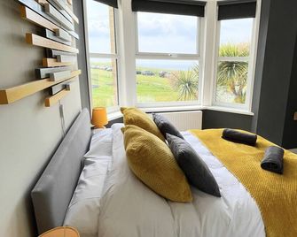 Breakers Guest House - Newquay