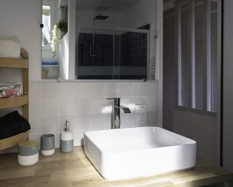 La Chouette Du Lac Marion - Biarritz - Badkamer