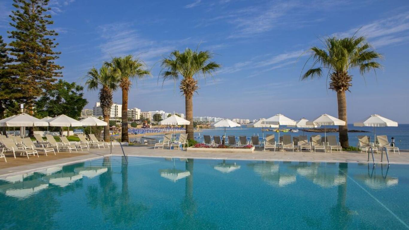 Nausicaa Beach
