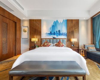 Lake International Hotel - Qianxinan - Bedroom