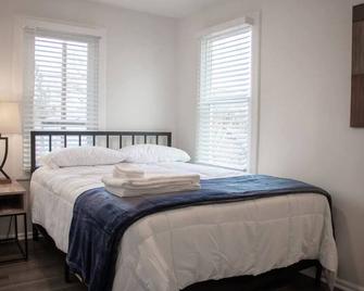 Close to airport and downtown SLC - Salt Lake City - Schlafzimmer