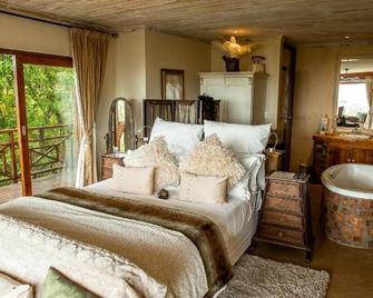 A Whale of a View Bed & Breakfast - Plettenberg Bay - Bedroom