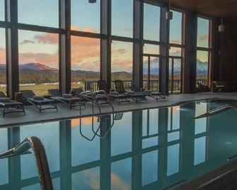 Rio Serrano Hotel + Spa - Torres del Paine - Piscina