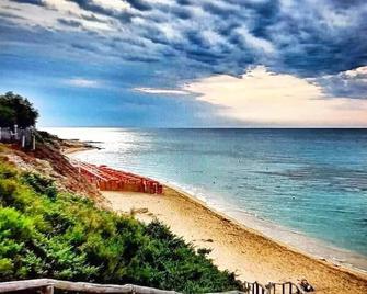 House aoom - Oasis of tranquility for your Relaxation Holiday by the Sea - hatha - San Pietro in Bevagna - Playa