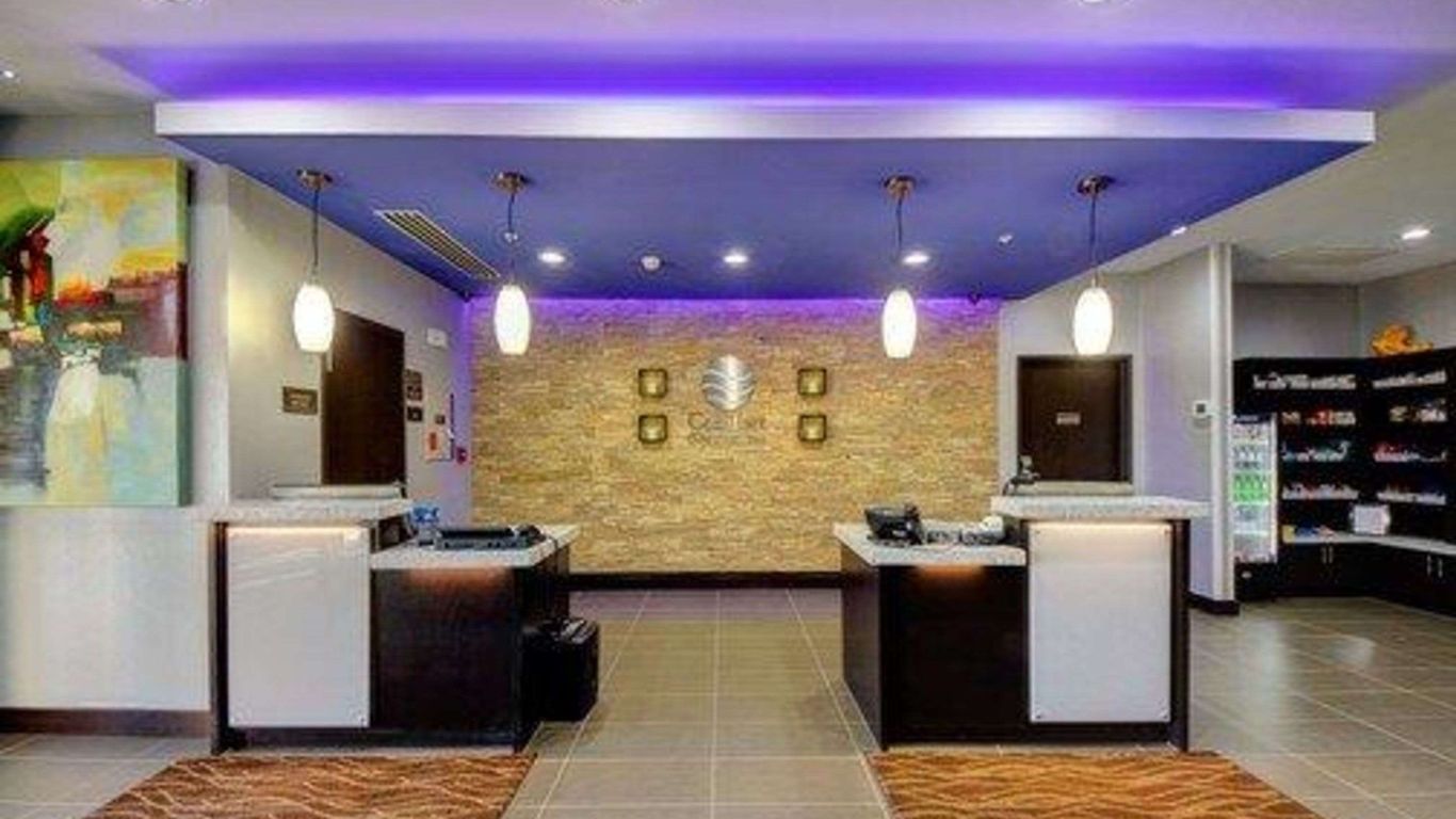 Comfort Inn & Suites Tulsa I-44 West - Rt 66