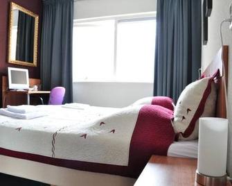 Hotel Flevo - Zeewolde - Bedroom
