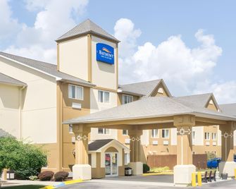 Coast Dawson Creek Hotel - Dawson Creek - Building