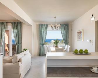 Anemolia Seaview Villa, Private Pool & Lush Garden, By Thinkvilla - Gerani - Living room