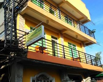 Aranas-Carillo Travellers Inn - Kalibo - Gebäude