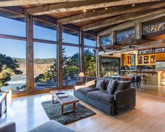 Chapman Point House - beauty, history and modernity all in one. - Mendocino - Soggiorno