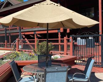 Edgelake Beach Club - Tahoe Vista - Patio