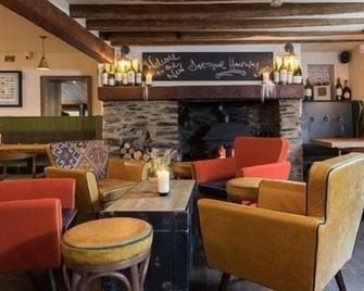 Dartmoor Halfway Inn - Newton Abbot - Lounge
