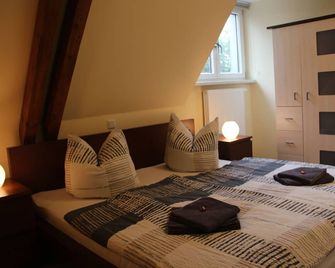 Ferienwohnung Pirna - Pirna - Slaapkamer