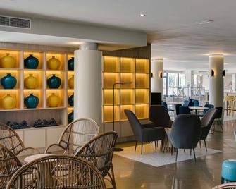 Aluasoul Palma Hotel Adults Only - Palma - Sala de estar