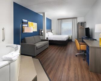 Comfort Suites Outlet Center - Asheville - Yatak Odası