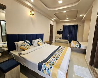 The Sky Comfort Hotel Brahm Sambandh - Nāthdwāra