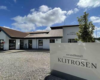 Strandhotel Klitrosen - Fjerritslev - Edificio