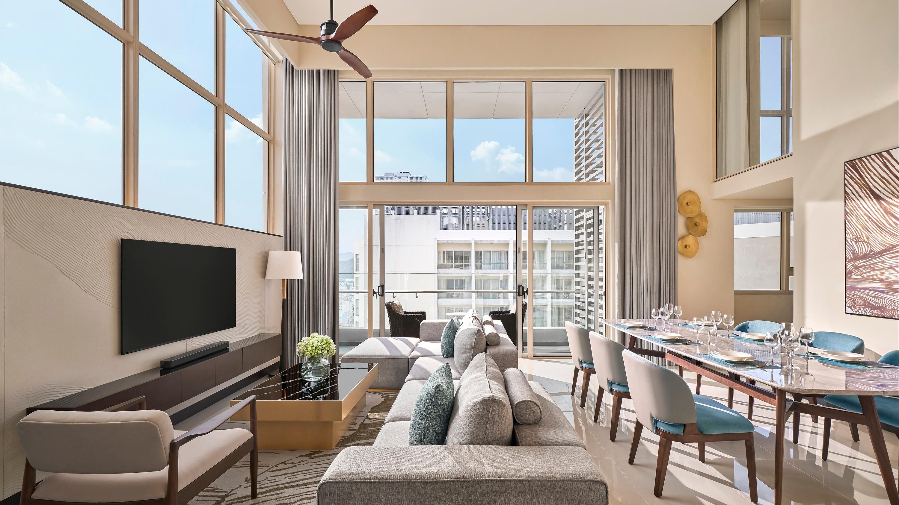 Intercontinental Hotels Residences NHA Trang By IHG - Nha Trang - Living room