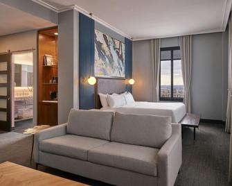 Renaissance Saint Elm Dallas Downtown Hotel - Dallas - Bedroom