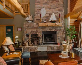 Escape to Nature. Indulge in Comfort. Create Unforgettable Memories. - Mears