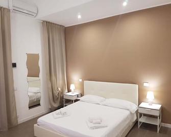 Summer Rooms - Margherita di Savoia - Slaapkamer