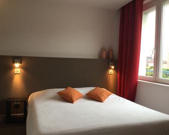Hôtel Bar le Globe - Saint-Dié-des-Vosges - Bedroom