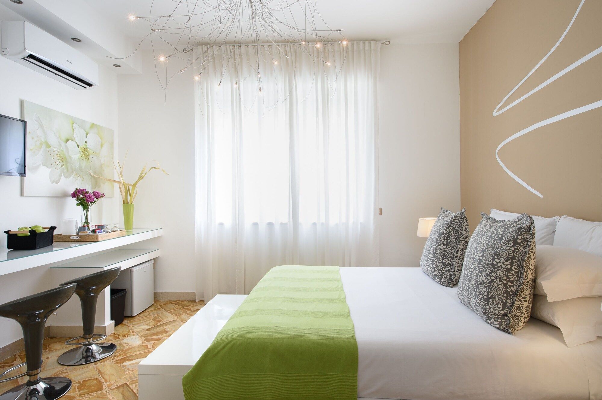 La Maison Des Tout le Monde