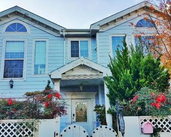 Bella Guesthouse - Tongyeong - Edificio