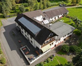Hotel-Restaurant Im Heisterholz - Hemmelzen - Edificio