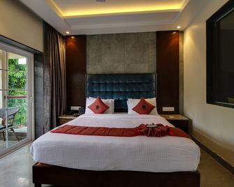 Basilica Rediscover Serenity - Panchgani - Slaapkamer