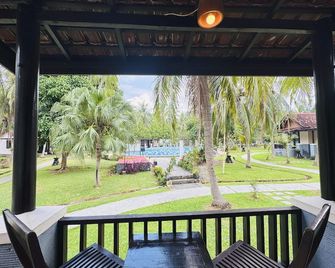 Grand Elty Krakatoa at Krakatoa Nirwana Resort - Kalianda - Patio