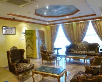 Jibreen Hotel - Bahlā’ - Living room