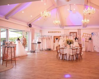 Garni Hotel Biebertal am Milseburgradweg - Hofbieber - Banquet hall