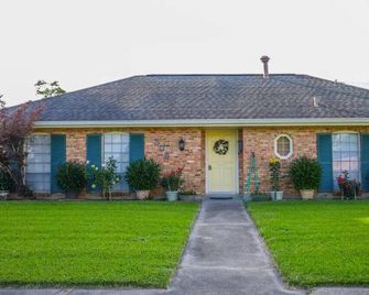 Come on Down to Houma! - Houma - Gebouw