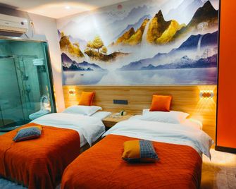 Baili hotel - Jiang Men - Спальня