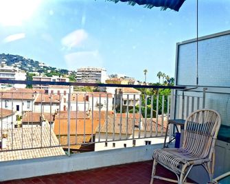 Sun Valley - Cannes - Balcón
