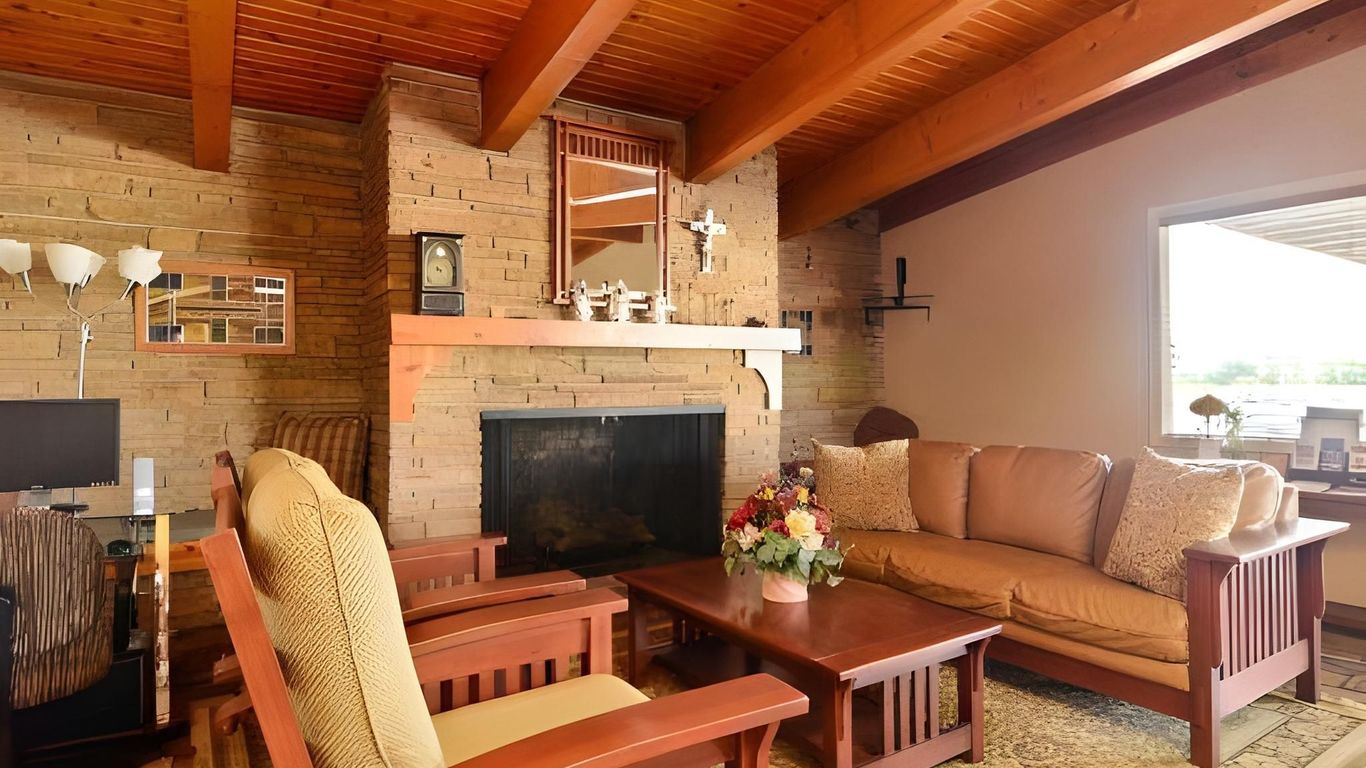 Americas Best Value Inn Iola