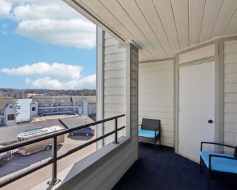 Wisconsin Dells Escape - Amazing Views - Pools - Wisconsin Dells - Balcony