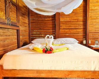 La Jovisena - Arusí - Habitación