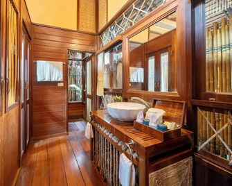 The Float House River Kwai - Sai Yok