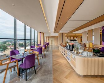 Fox Lite Hotel Majalaya - Bandung - Restaurant