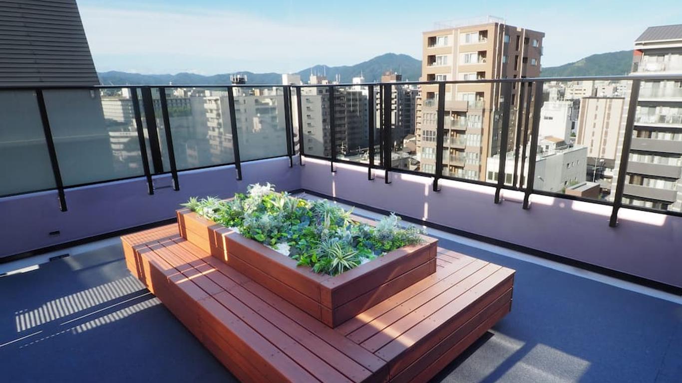 The Hedistar Hotel Kyoto Nijo Comic & Books