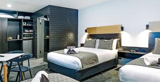 Cbd Motor Inn - Coffs Harbour - Bedroom