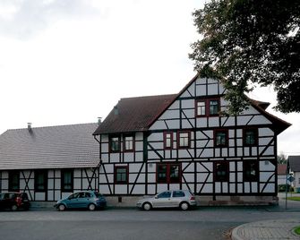 Landhotel Zur Krone - Tiefenort - Gebäude