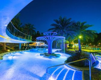 Bishuiwan Hot Spring Resort - Guangzhou - Pool
