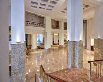 Prestige Grand Hotel & Aquapark - Golden Sands - Lobby