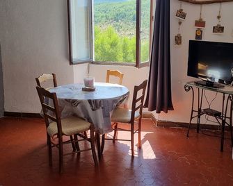 Lakefront apartment - Bauduen - Salle à manger