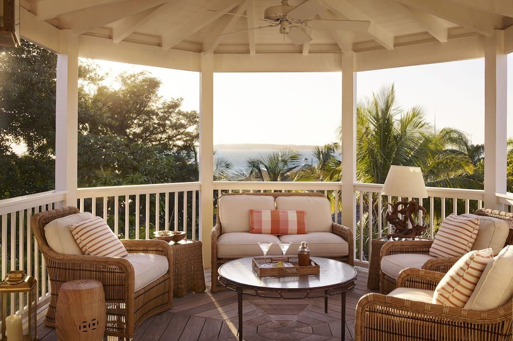 إليفن باهاما هاوس - Dunmore Town - شرفة